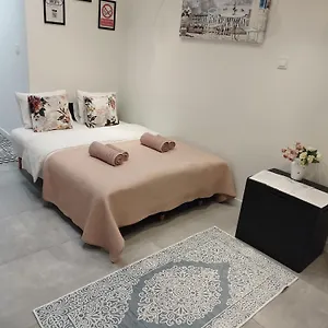 Center Emilii Plater Apartament